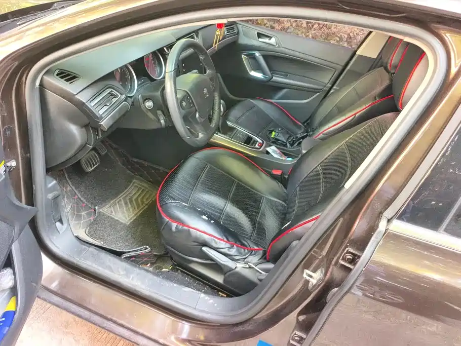Peugeot 408 — миниатюра 9