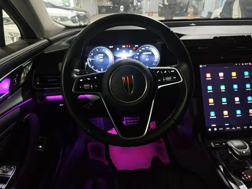Hongqi Hongqi H5 — миниатюра 11