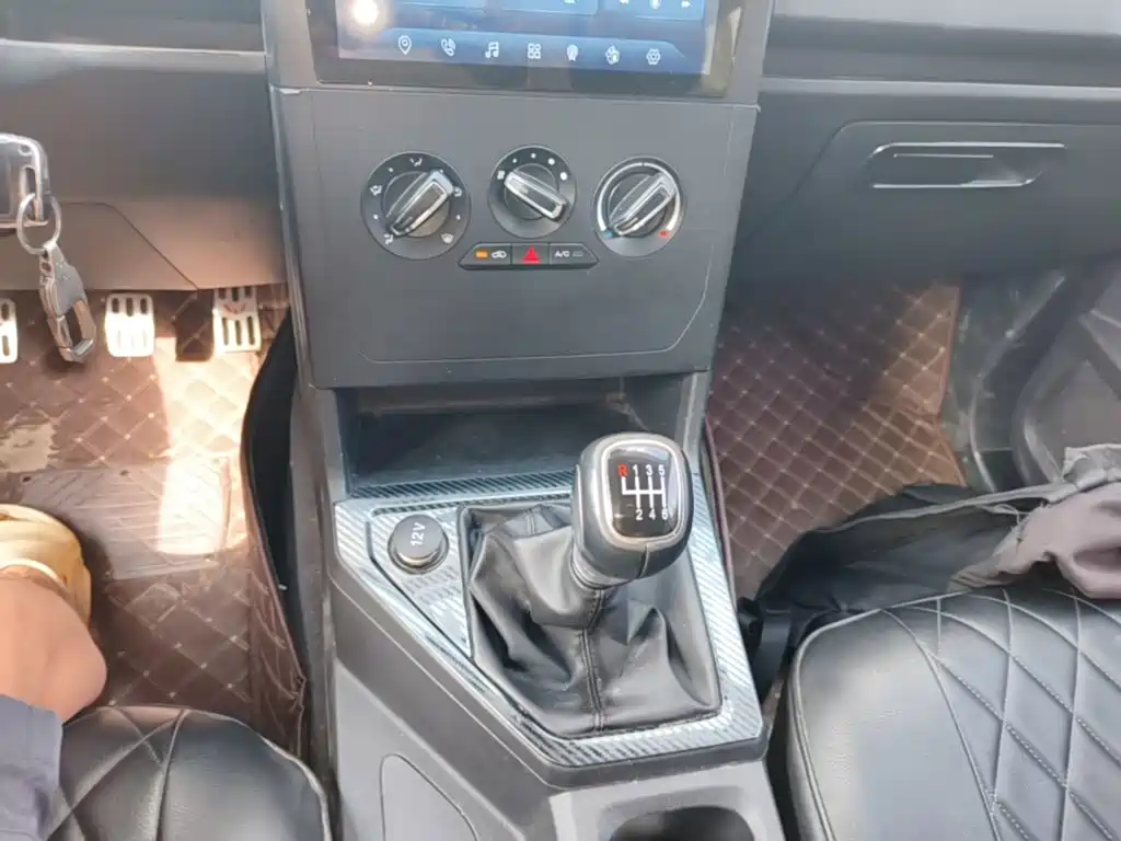 Wuling Hongguang PLUS — миниатюра 14
