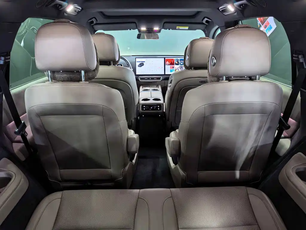 Li Auto Li L8 — миниатюра 9