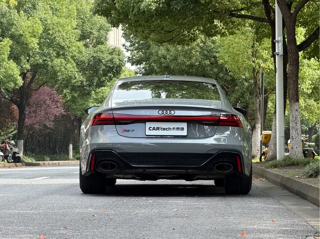 Audi RS 7 2024 RS 7 4.0T Sportback performance