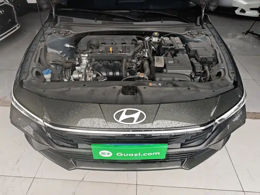 Hyundai Elantra — миниатюра 20