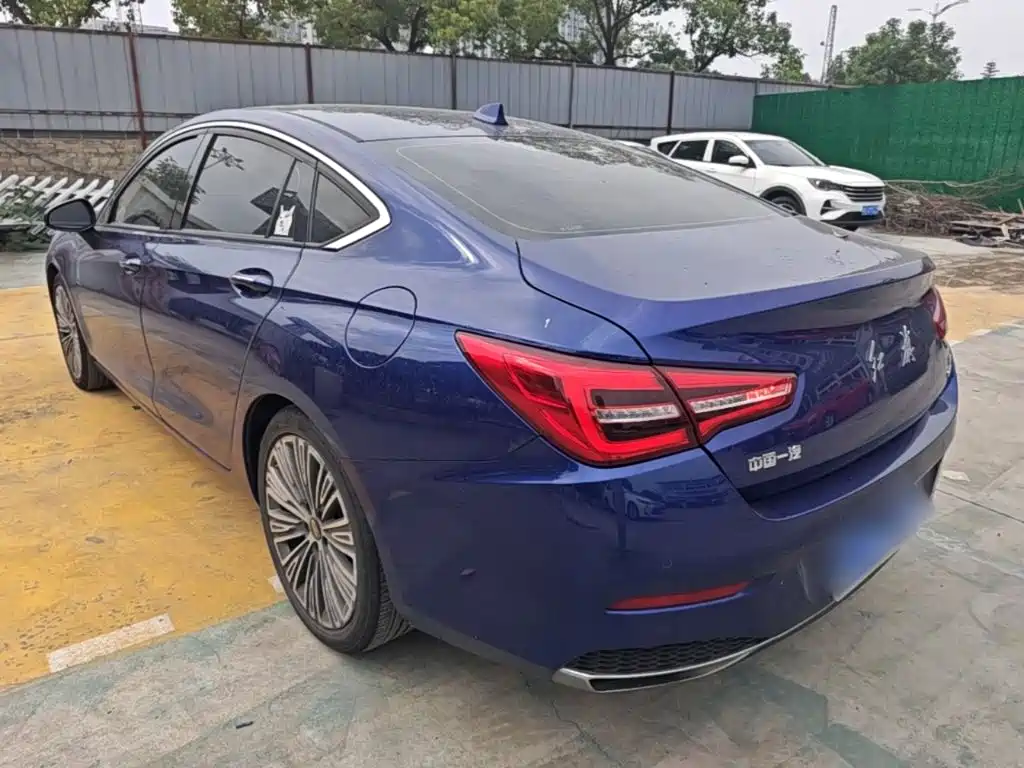 Hongqi Hongqi H5 — миниатюра 5