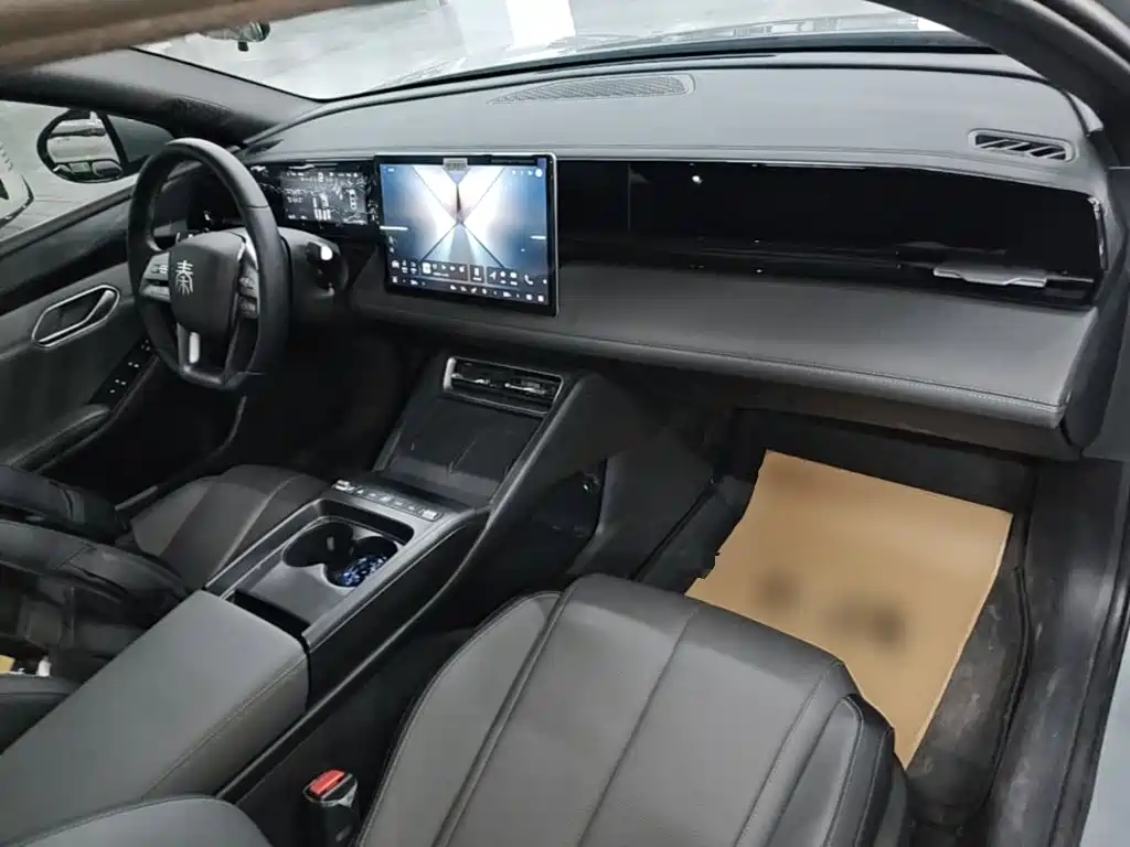 BYD Qin L — миниатюра 10