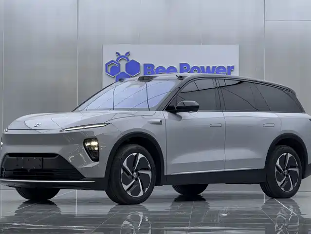 2023 Nio ES8