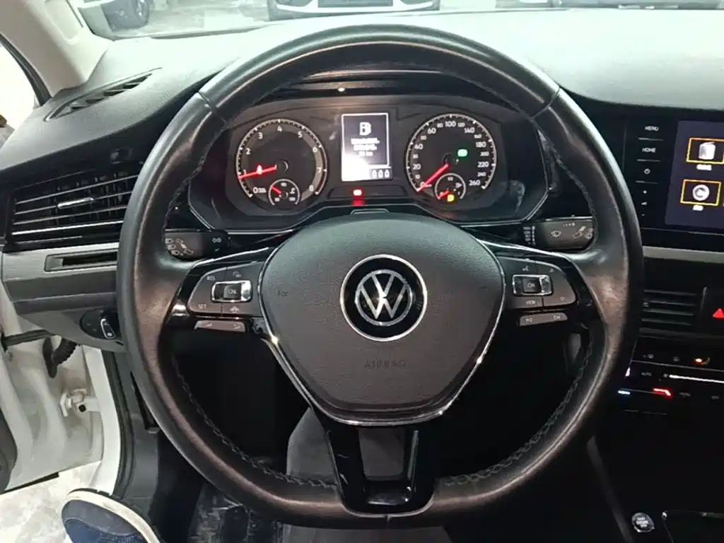 Volkswagen Bora — миниатюра 11