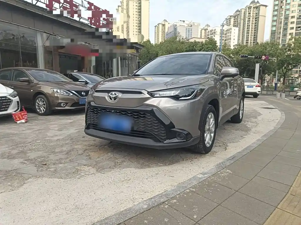 Toyota Frontlander — миниатюра 2