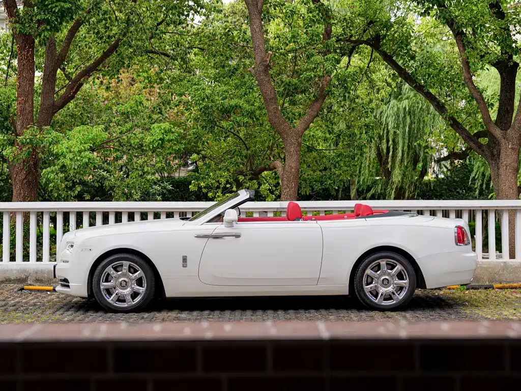 Rolls-Royce Dawn — миниатюра 9