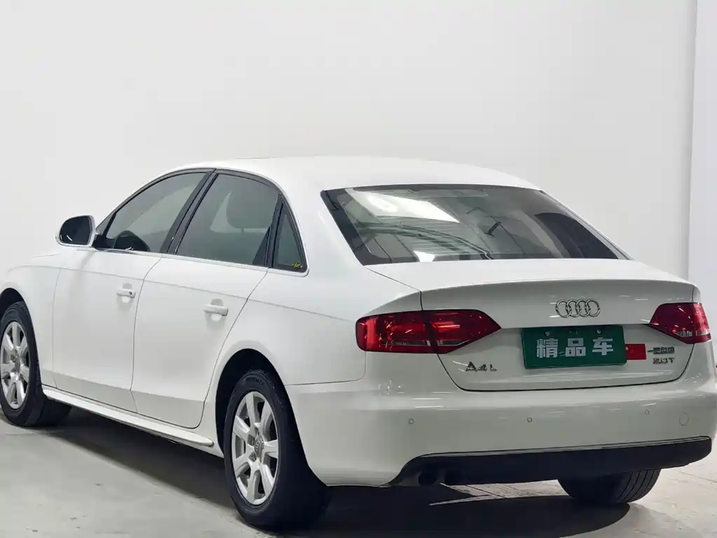 Audi A4L — миниатюра 6