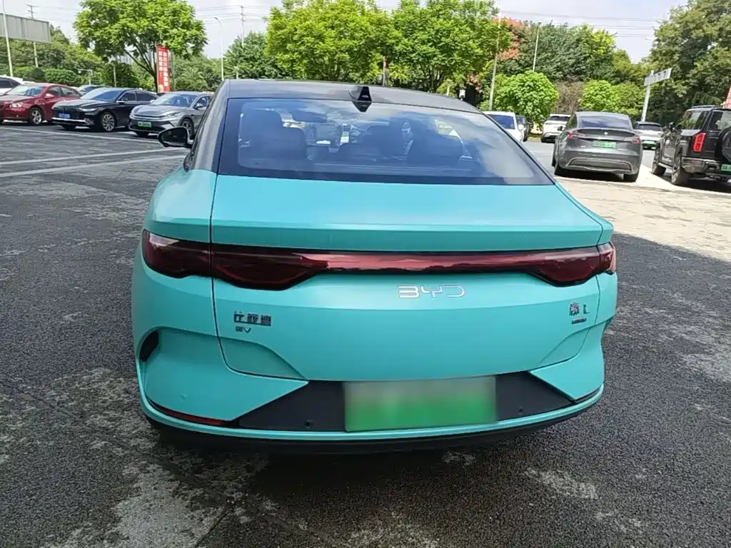 BYD Qin L — миниатюра 6