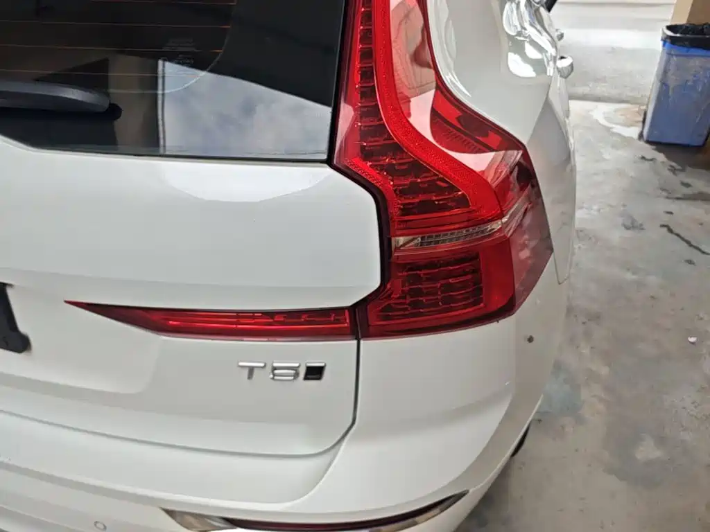 Volvo XC60 — миниатюра 8