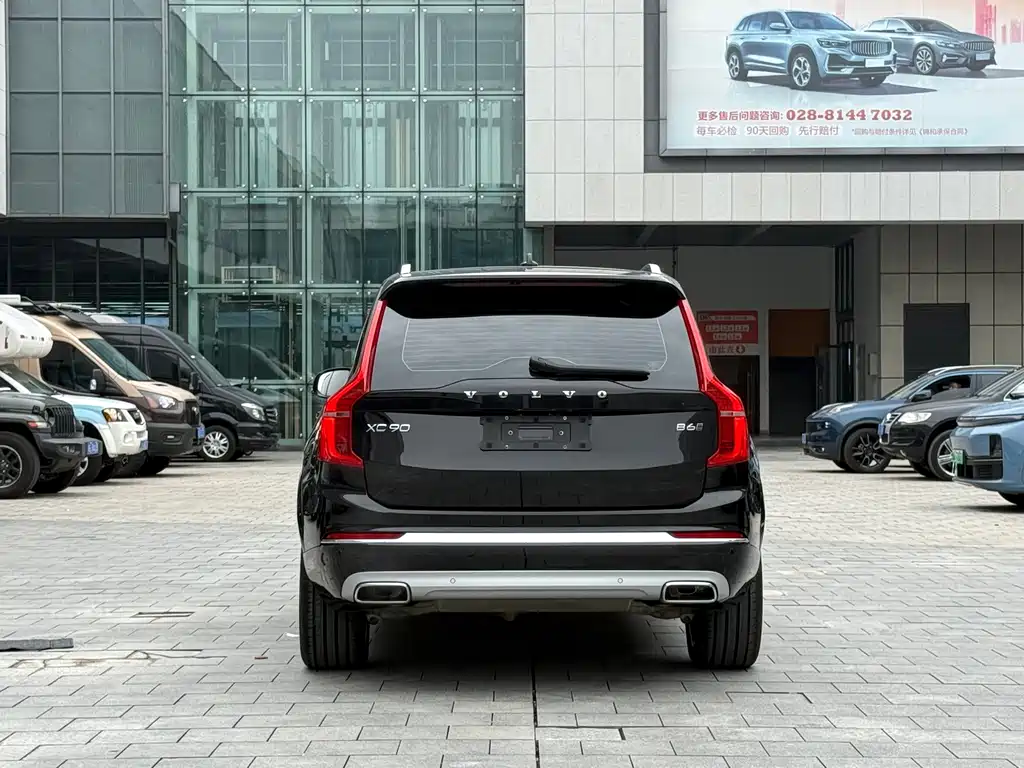 Volvo XC90 — миниатюра 6