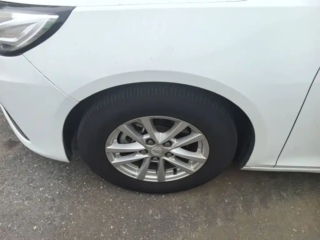 Chevrolet Malibu — миниатюра 23