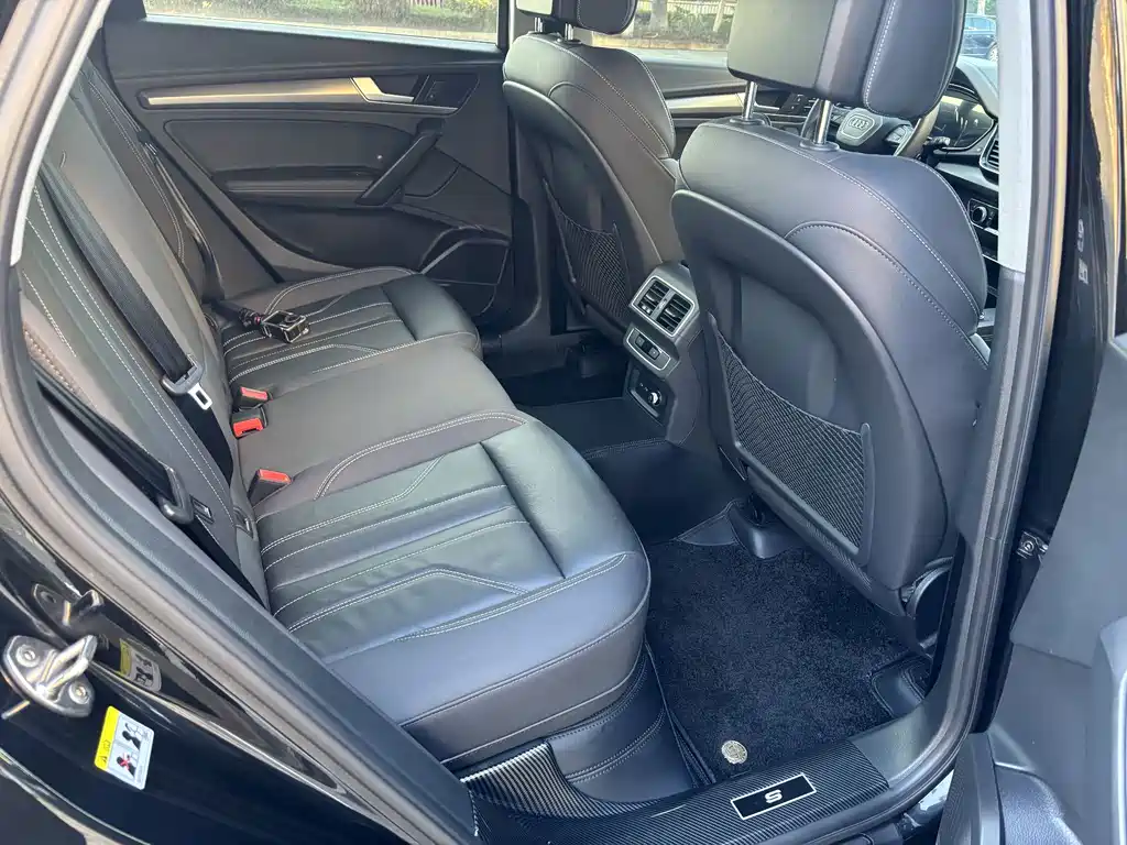 Audi Q5L — миниатюра 13