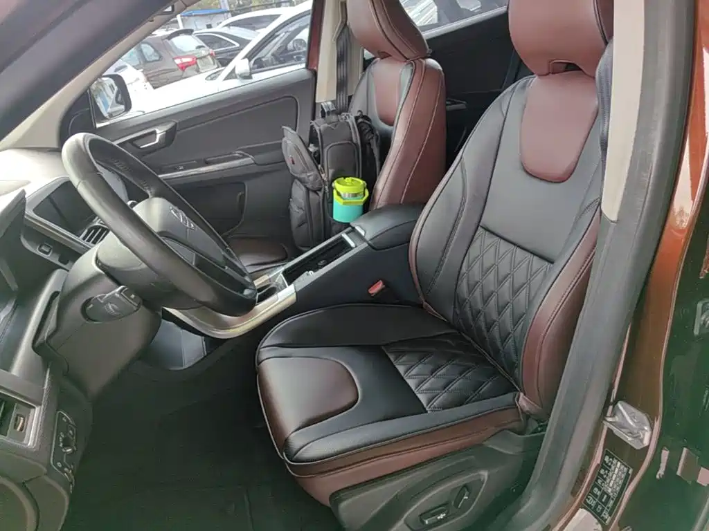 Volvo XC60 — миниатюра 15