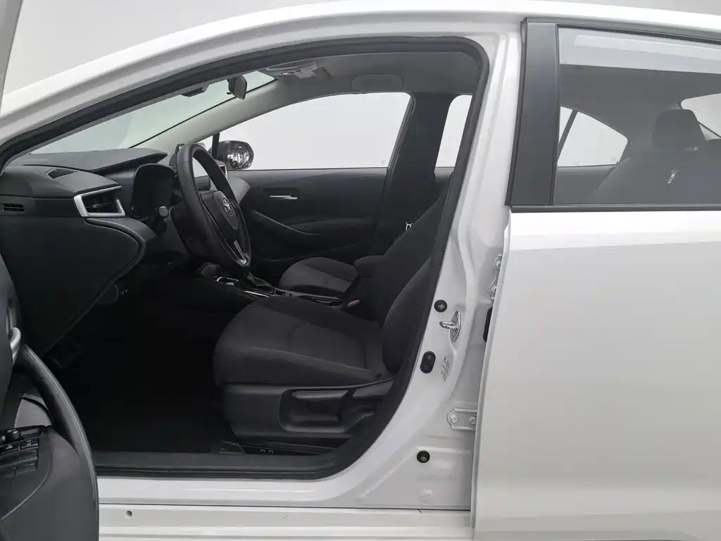 Toyota Corolla — миниатюра 10