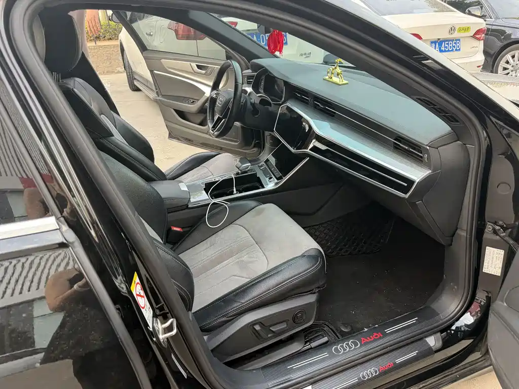 Audi A6L — миниатюра 9