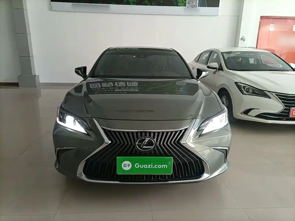 Lexus ES — миниатюра 3