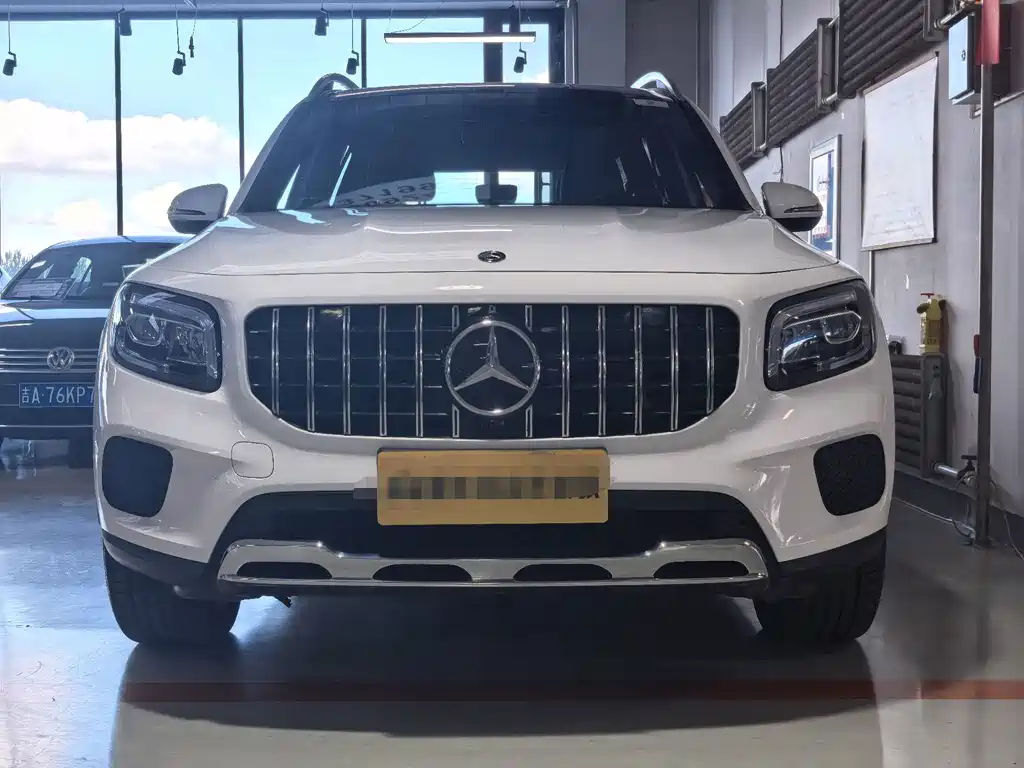 Mercedes-Benz GLB — миниатюра 2