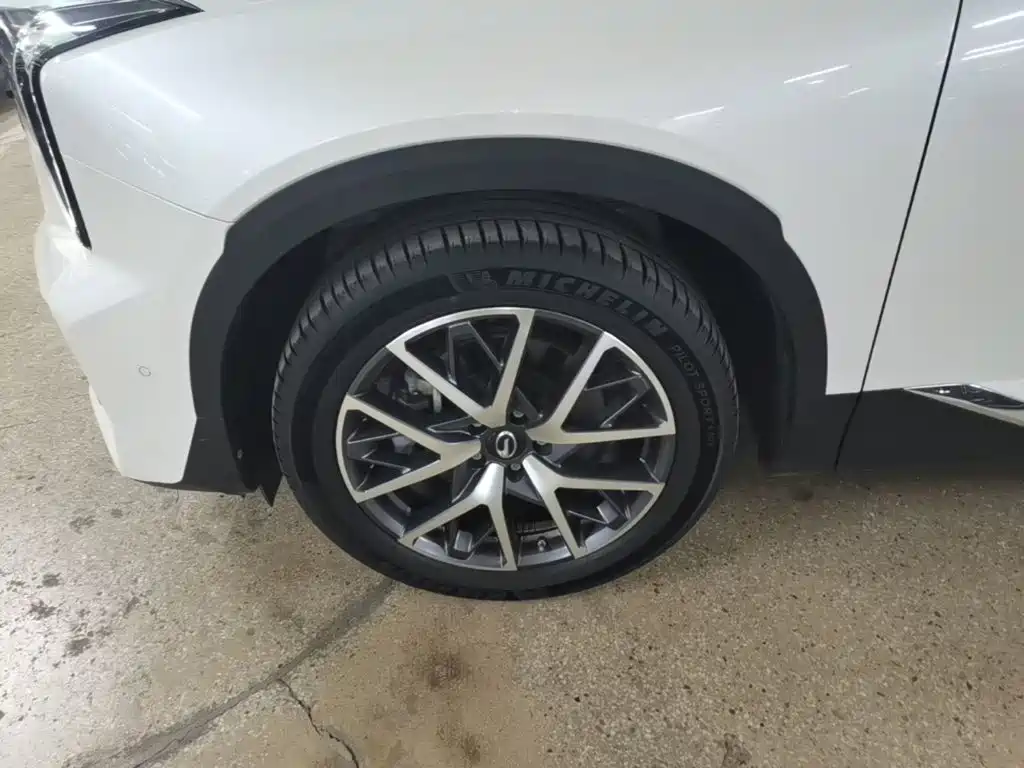 GAC Motor Trumpchi GS8 — миниатюра 23