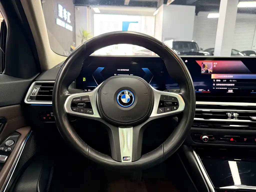 BMW i3 — миниатюра 8