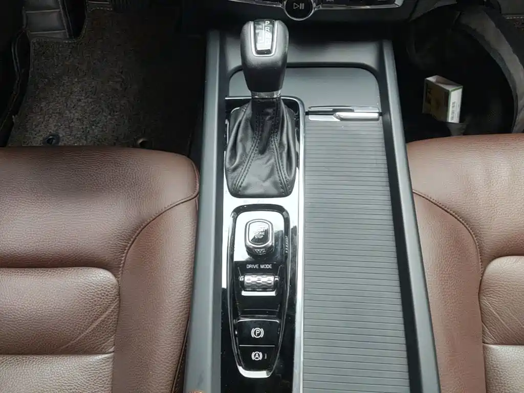 Volvo XC60 — миниатюра 14