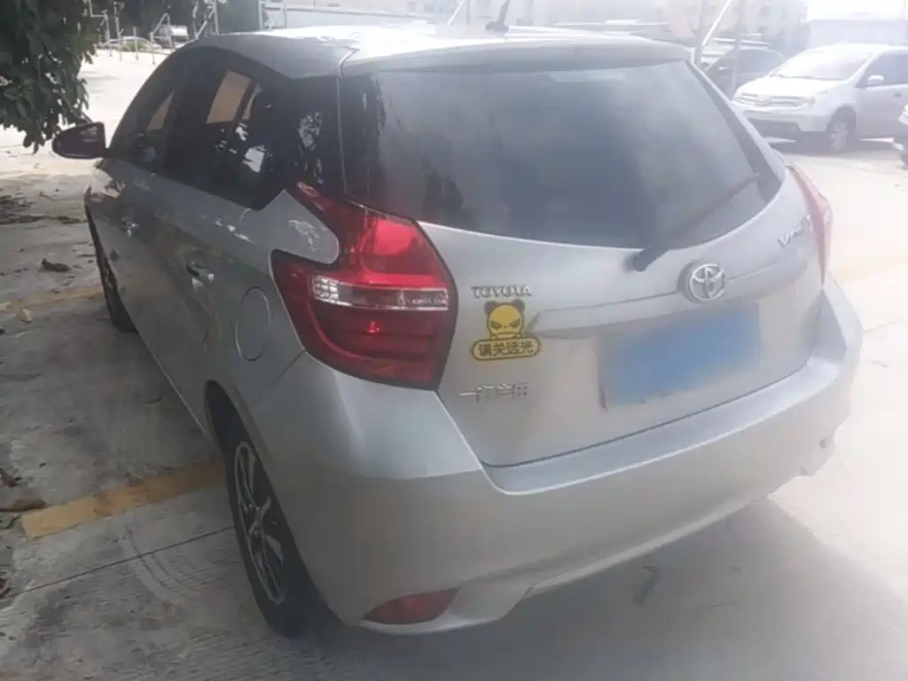 Toyota Vios FS — миниатюра 5