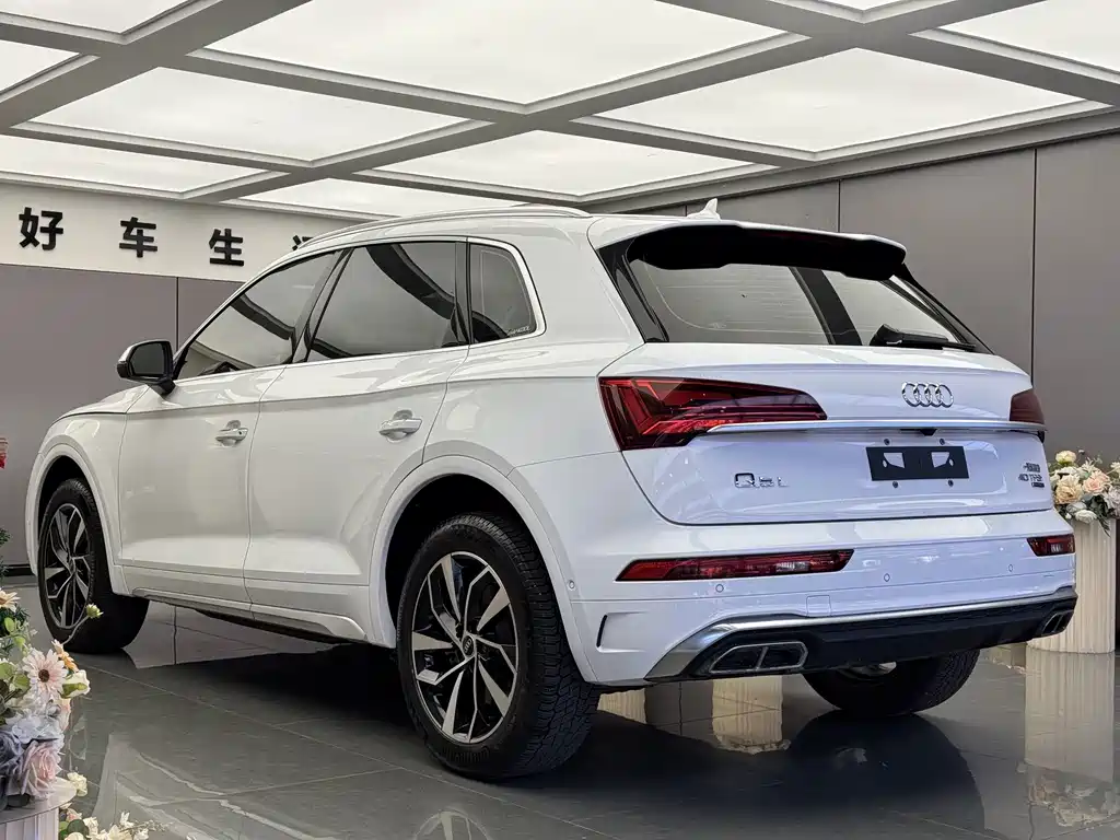 Audi Q5L — миниатюра 10