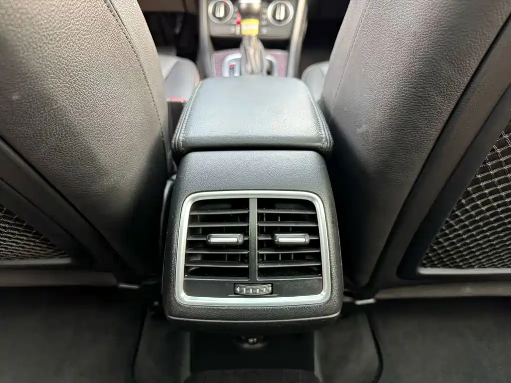 Audi Q3 — миниатюра 20