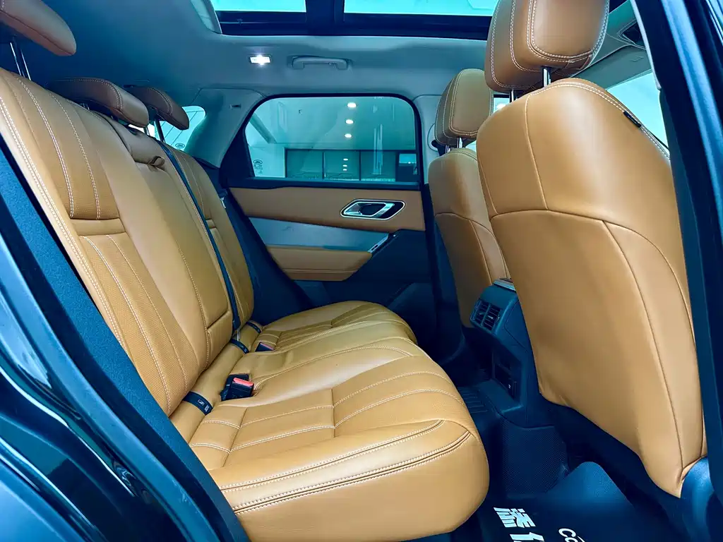 Land Rover Velar — миниатюра 10