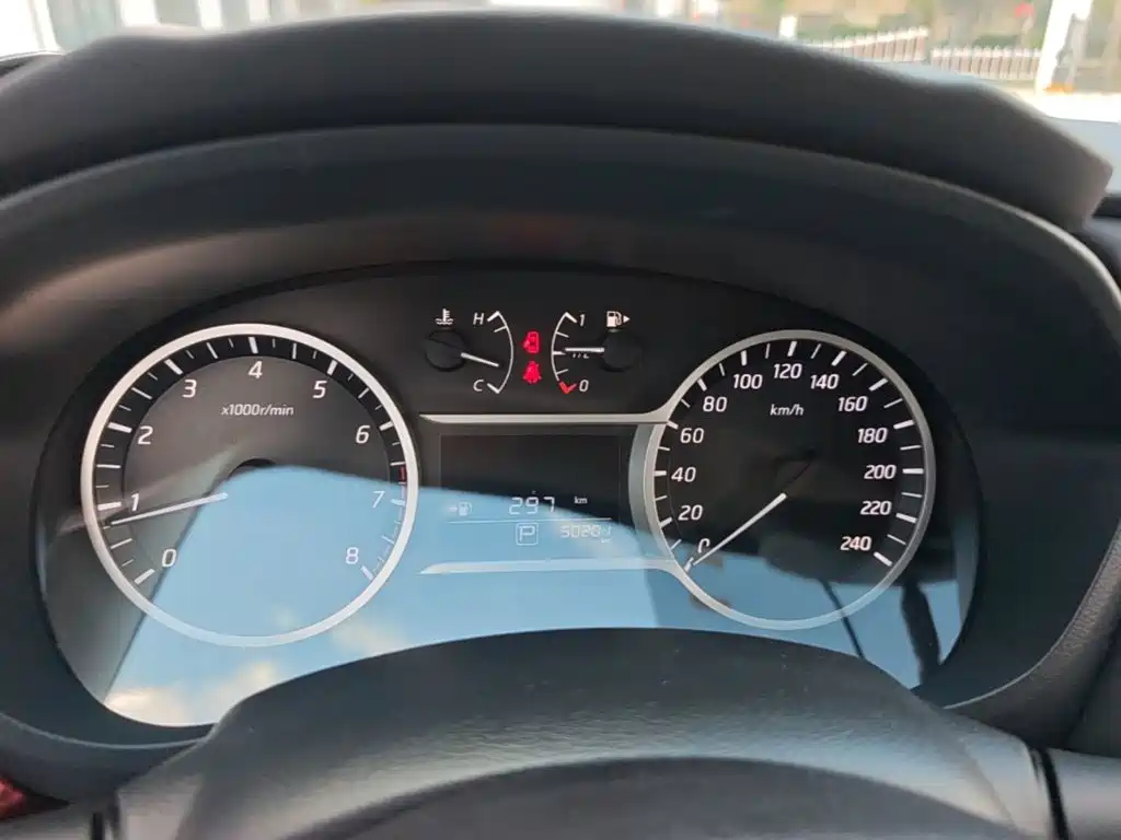 Nissan Bluebird — миниатюра 16