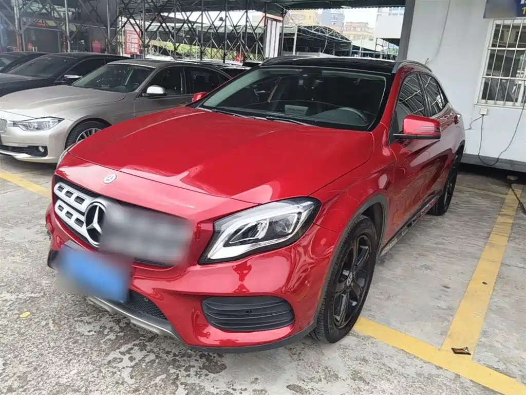 Купить Mercedes-Benz GLA