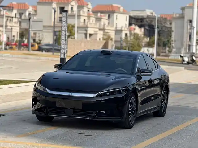BYD HAN 2025