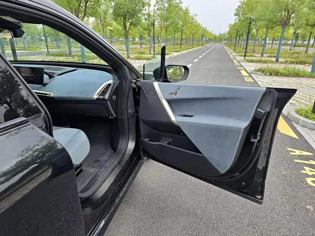 BMW iX — миниатюра 14
