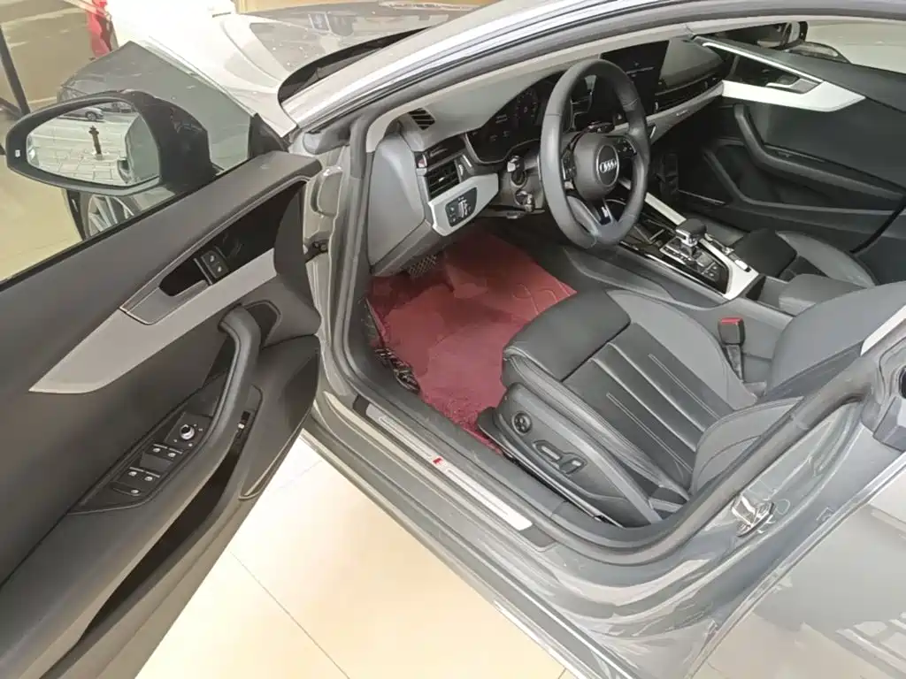 Audi A5 (Import) — миниатюра 16