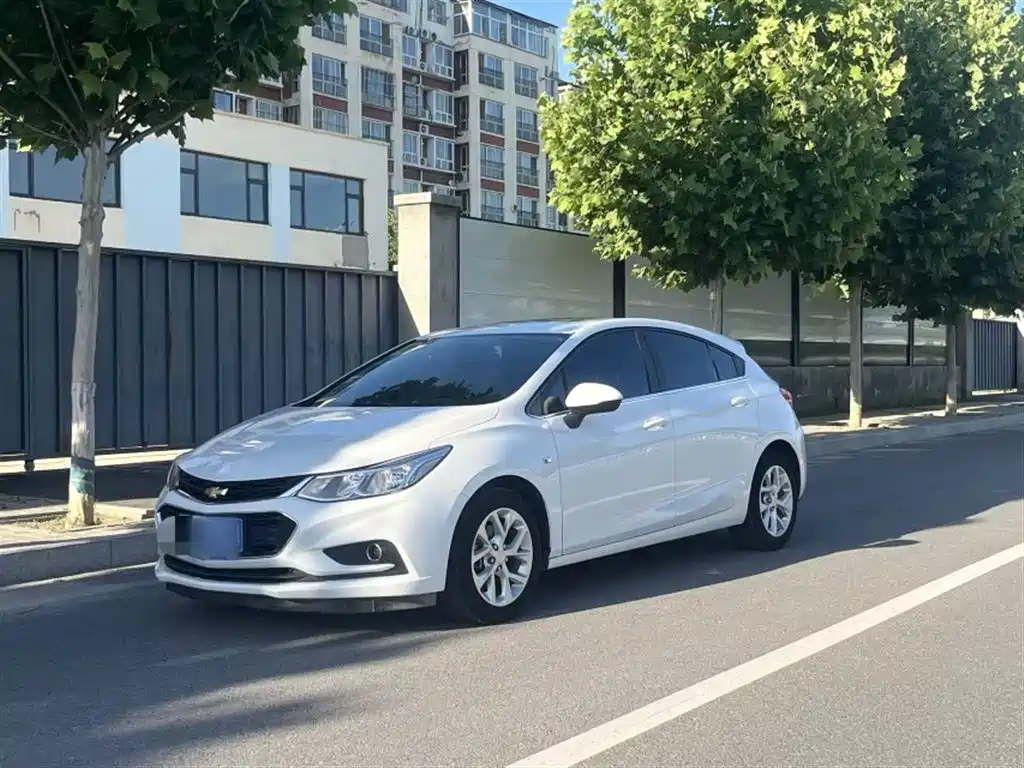 Купить Chevrolet Cruze