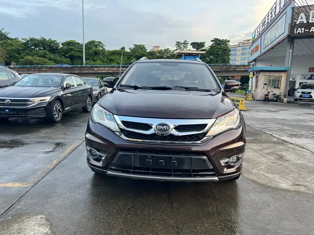 BYD S7 2015 2.0T AT Luxury