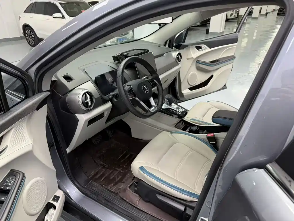 BYD Yuan Pro — миниатюра 5
