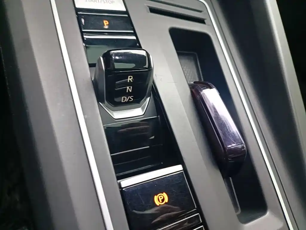 Volkswagen Golf — миниатюра 14