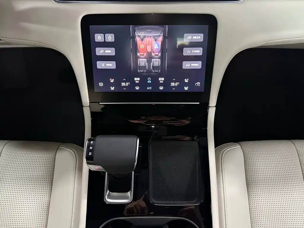 Li Auto Li ONE — миниатюра 10
