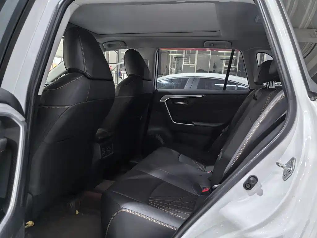 TOYOTA RAV4 RONGFANG