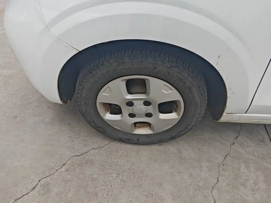 Roewe Clever — миниатюра 23