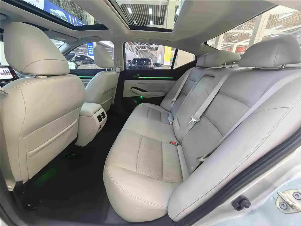 Nissan Teana — миниатюра 6