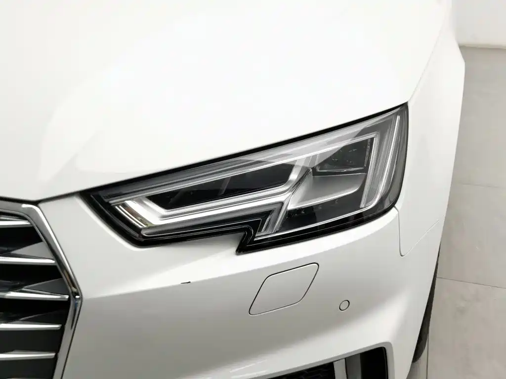 Audi A4L — миниатюра 7