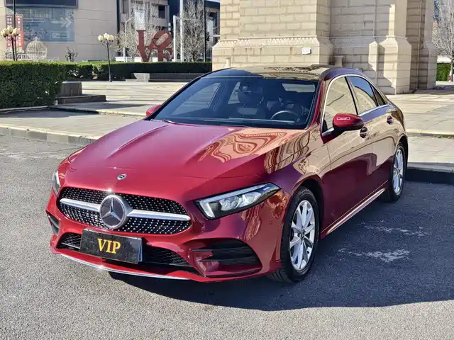 MERCEDES-BENZ A CLASS 2020