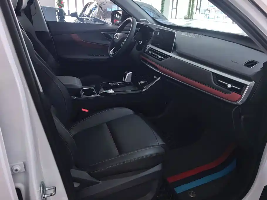 Chery Tiggo 7 — миниатюра 8