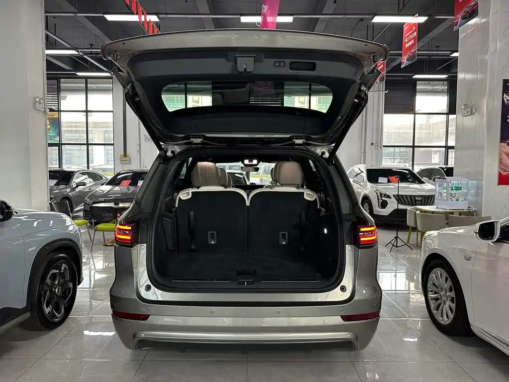 Li Auto Li ONE — миниатюра 22