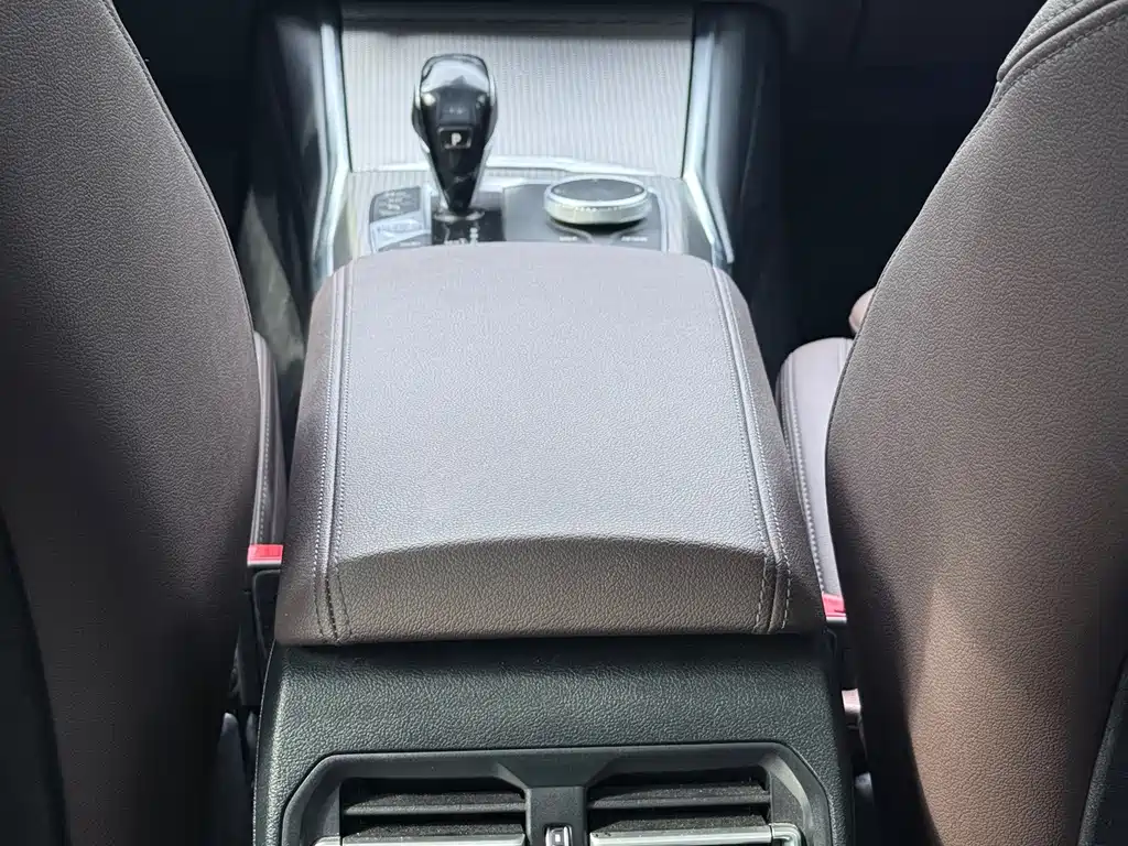 BMW 3 Series — миниатюра 15