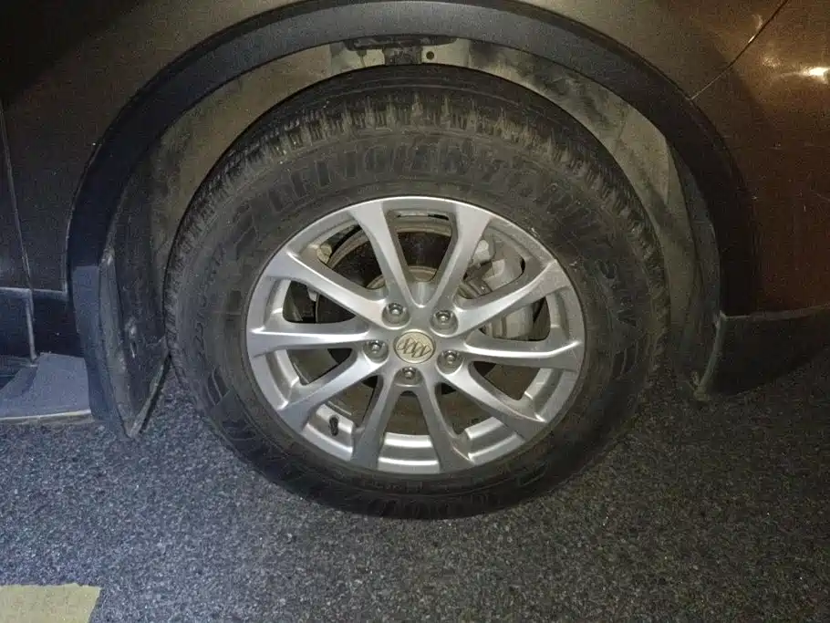 Buick Envision Plus — миниатюра 5