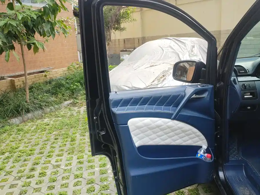 Mercedes-Benz Vito — миниатюра 7